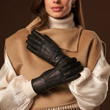 Arianna (black) – Luxurious Italian peccary leather gloves with cashmere lining - Bellanzari - Luxury Leather Gloves - Handmade in Italy - 6