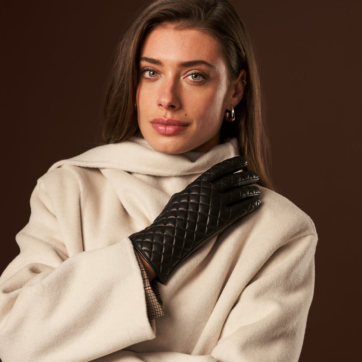 Aurora (black) - classic Italian lambskin leather gloves with cashmere lining and checkered pattern - Bellanzari - Luxury Leather Gloves - Handmade in Italy - 9