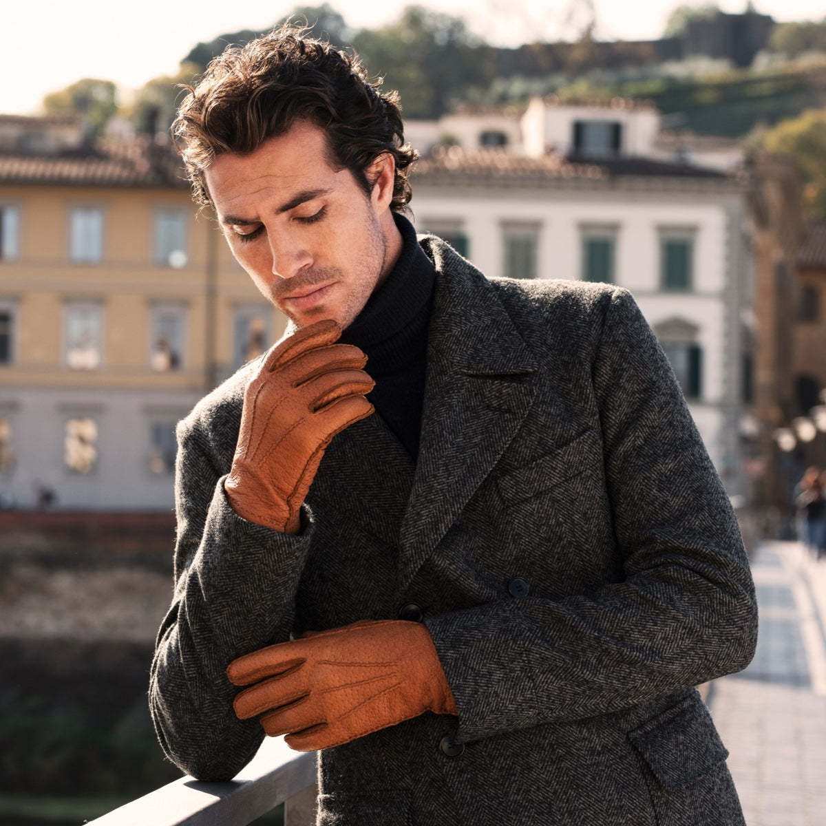 Filippo (brown) - Italian peccary leather gloves with cashmere lining - Fratelli Orsini - Luxury Leather Gloves - Handmade in Italy - 4