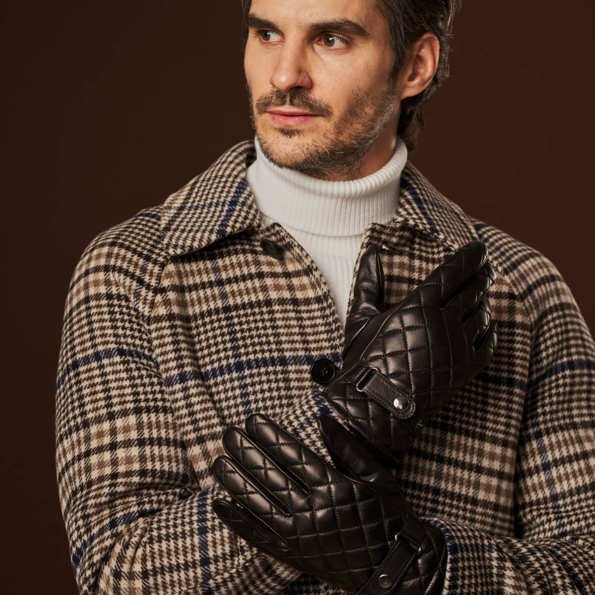 Gennaro (black) – Italian lambskin gloves with cashmere lining and checkered detail - Bellanzari - Luxury Leather Gloves - Handmade in Italy - 11