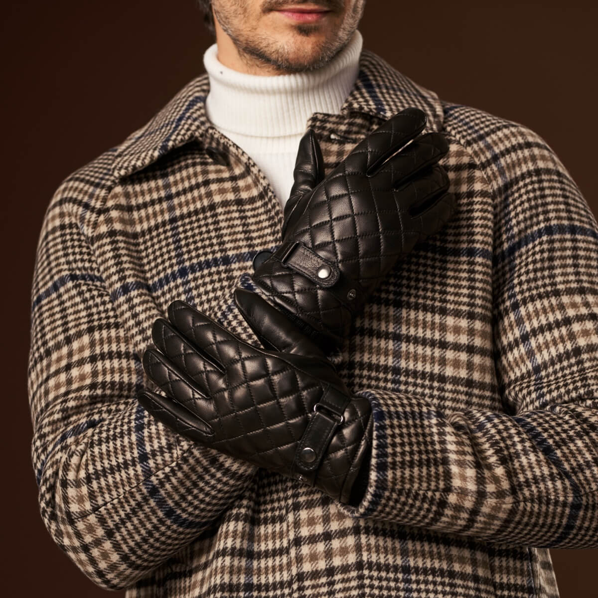 Gennaro (black) – Italian lambskin gloves with cashmere lining and checkered detail - Bellanzari - Luxury Leather Gloves - Handmade in Italy - 8