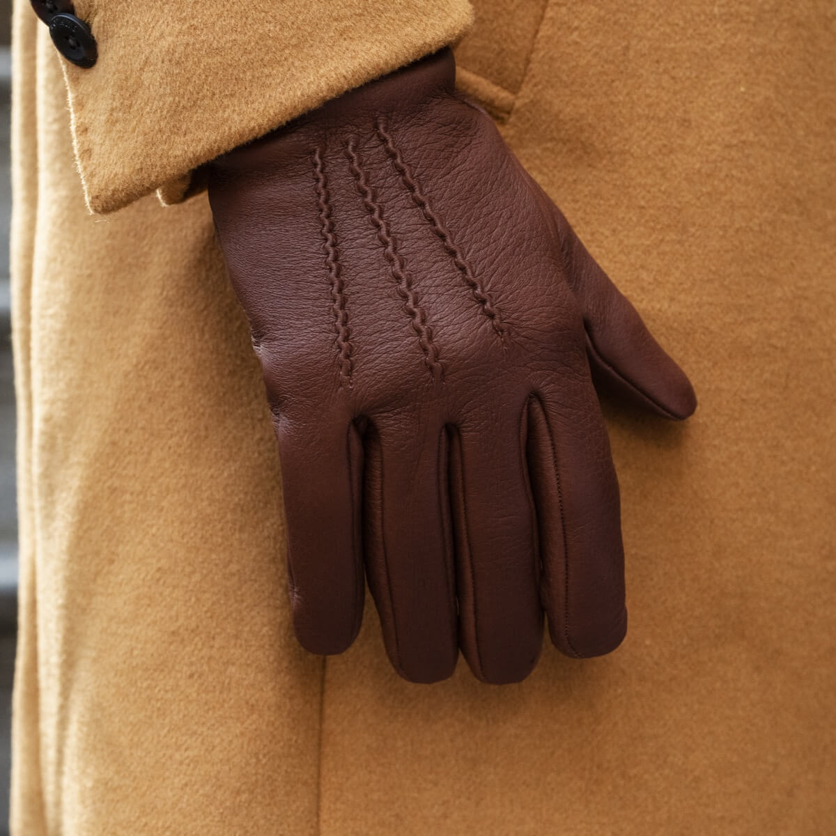 Leandro (brown) - Italian gloves made of American deerskin leather with cashmere lining - Fratelli Orsini - Luxury Leather Gloves - Handmade in Italy - 11