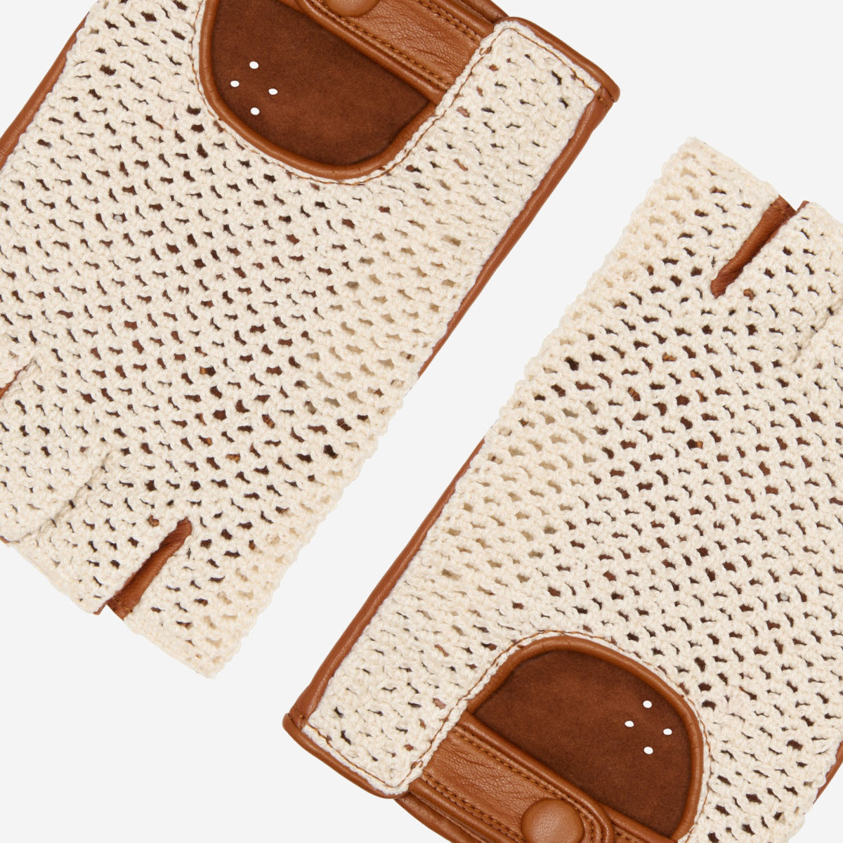 Paolo (cognac) – Hand-sewn Italian crochet driving gloves in lambskin leather - Bellanzari - Luxury Leather Gloves - Handmade in Italy - 3