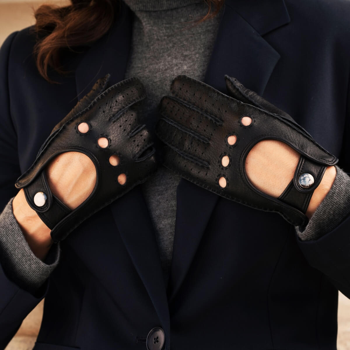 Rosalia (black) - Italian driving gloves made of American deerskin leather - Bellanzari - Luxury Driving Gloves - Handmade in Italy - 6