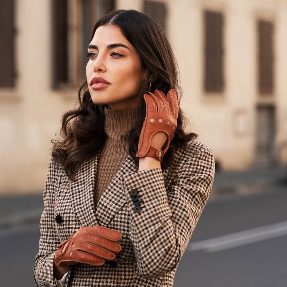 Rosalia (brown) - Italian driving gloves made of American deerskin leather - Bellanzari- Luxury Driving Gloves - Handmade in Italy - 6