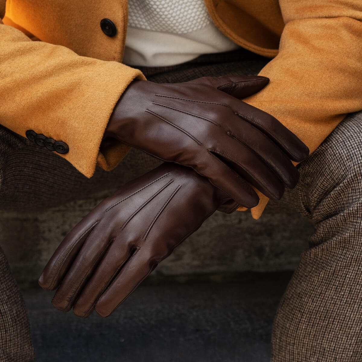 Sergio (brown) - Italian lambskin leather gloves with brown rabbit fur lining - Bellanzari - Luxury Leather Gloves - Handmade in Italy - 6