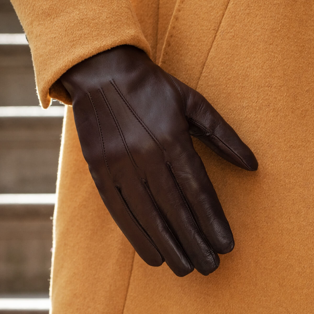 Sergio (brown) - Italian lambskin leather gloves with brown rabbit fur lining - Bellanzari - Luxury Leather Gloves - Handmade in Italy - 9