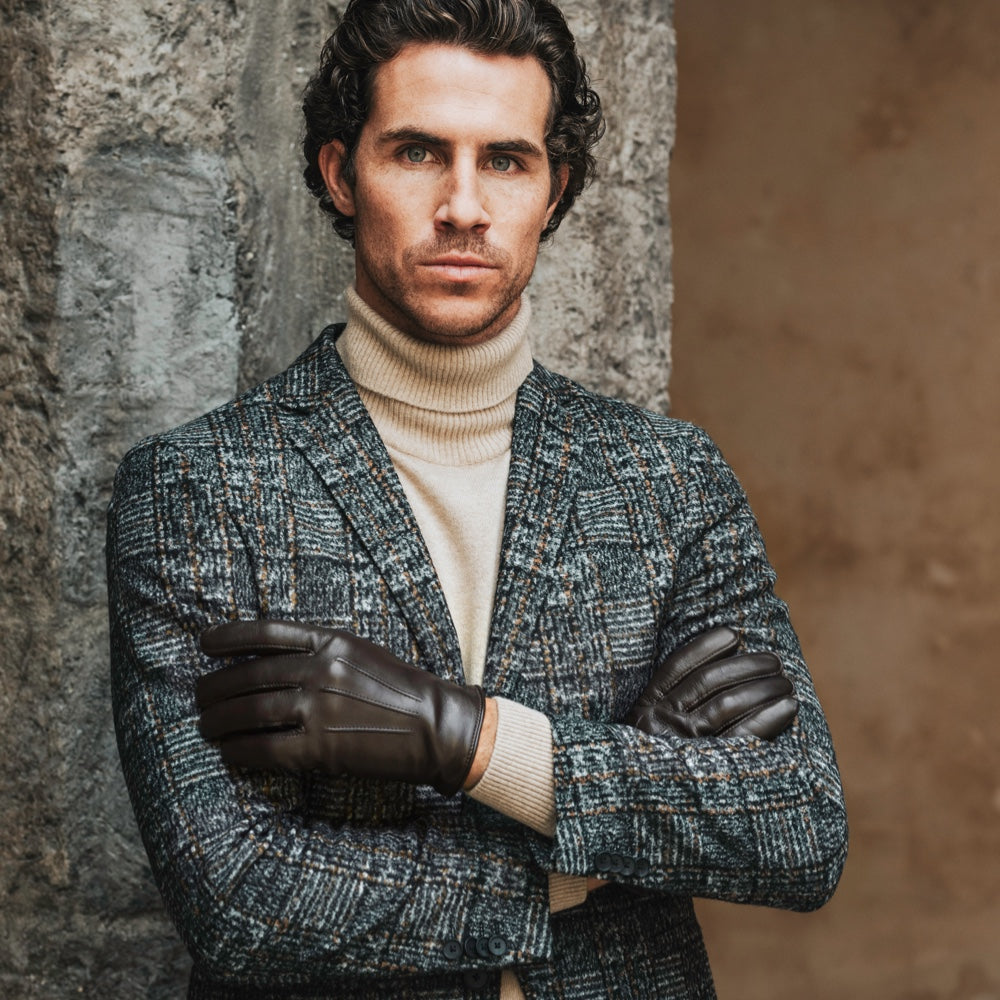 Stefano (brown) - classic Italian lambskin leather gloves with cashmere lining - Bellanzari - Luxury Leather Gloves - Handmade in Italy - 7