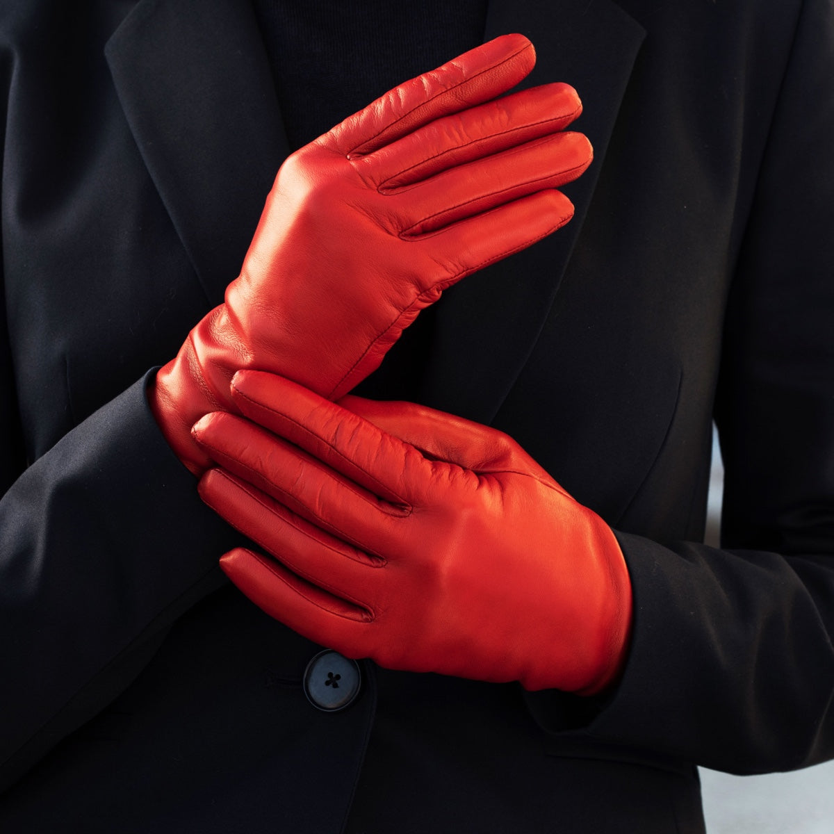 Valentina (red) - Italian lambskin leather gloves with cashmere lining - Bellanzari - Luxury Leather Gloves - Handmade in Italy - 6