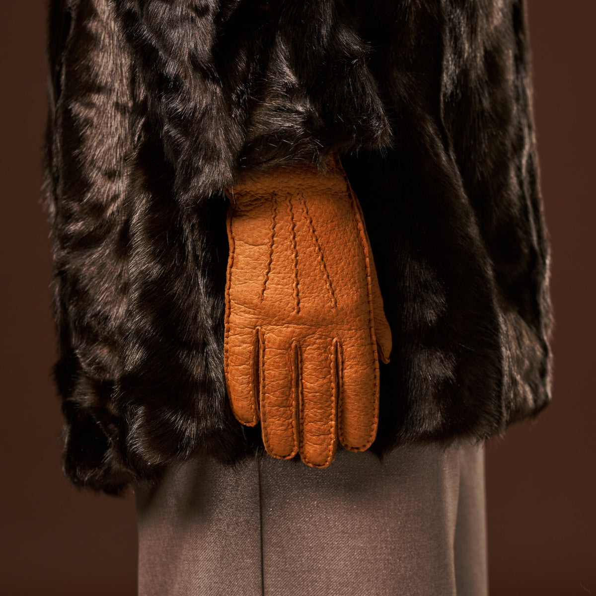 Arianna (brown) – Luxurious Italian peccary leather gloves with cashmere lining - Bellanzari - Luxury Leather Gloves - Handmade in Italy - 10