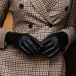 Diana (black) – Italian lambskin leather gloves with lambswool lining and touchscreen capability - Bellanzari - Luxury Leather Gloves - Handmade in Italy - 8