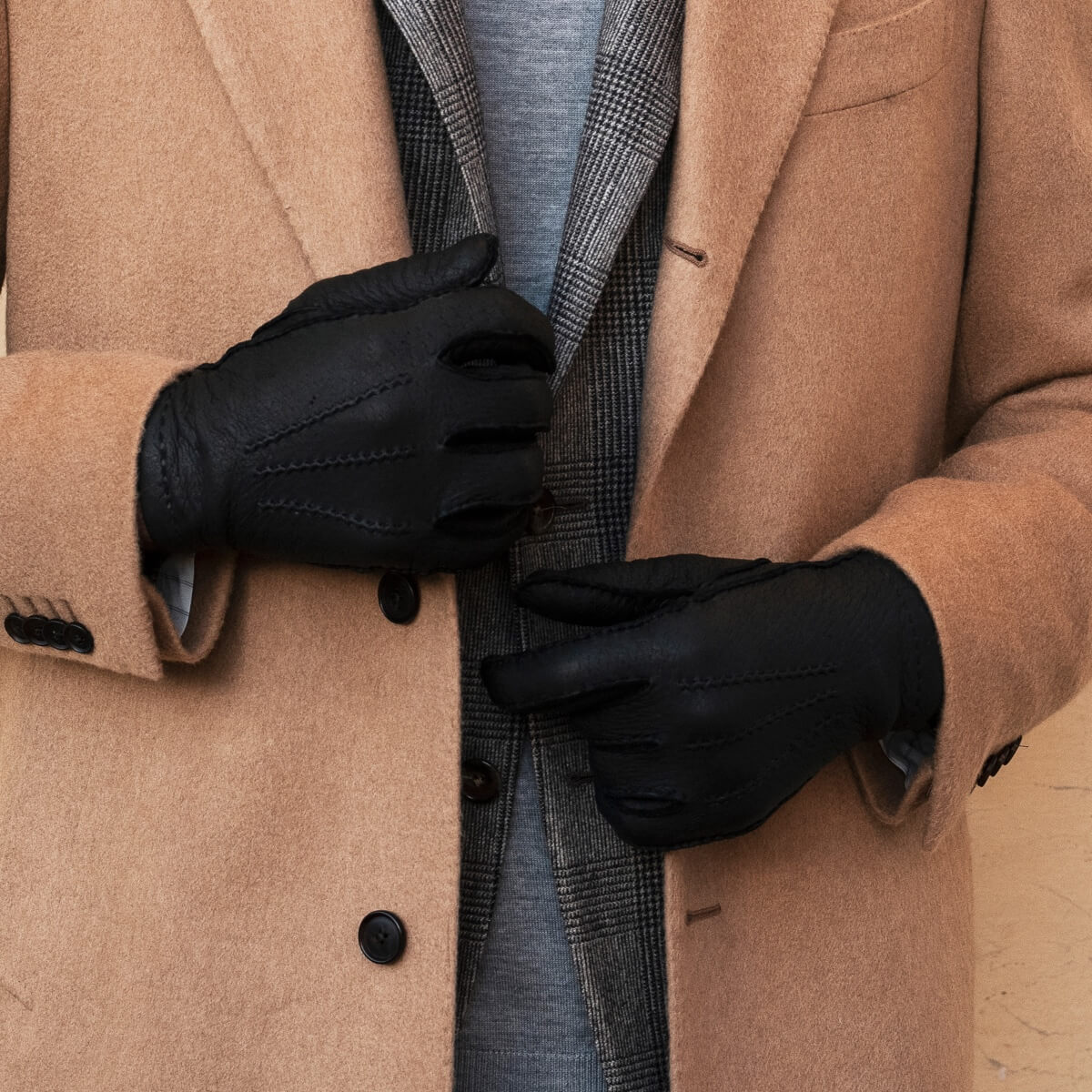 Filippo (black) - Italian peccary leather gloves with cashmere lining - Bellanzari - Luxury Leather Gloves - Handmade in Italy - 8