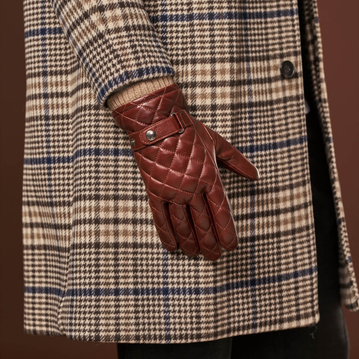Gennaro (brown) – Italian lambskin gloves with cashmere lining and checkered detail - Bellanzari - Luxury Leather Gloves - Handmade in Italy - 10