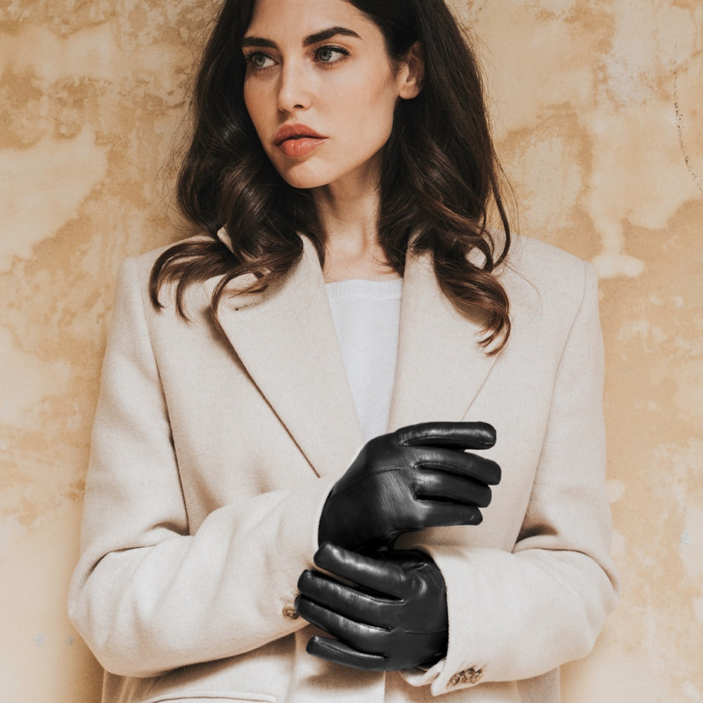 Raffaella (black) – Italian lambskin leather gloves with brown rabbit fur lining - Bellanzari - Luxury Leather Gloves - Handmade in Italy - 10