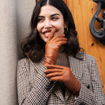 Valentina (cognac) - Italian lambskin leather gloves with cashmere lining - Bellanzari - Luxury Leather Gloves - Handmade in Italy - 8